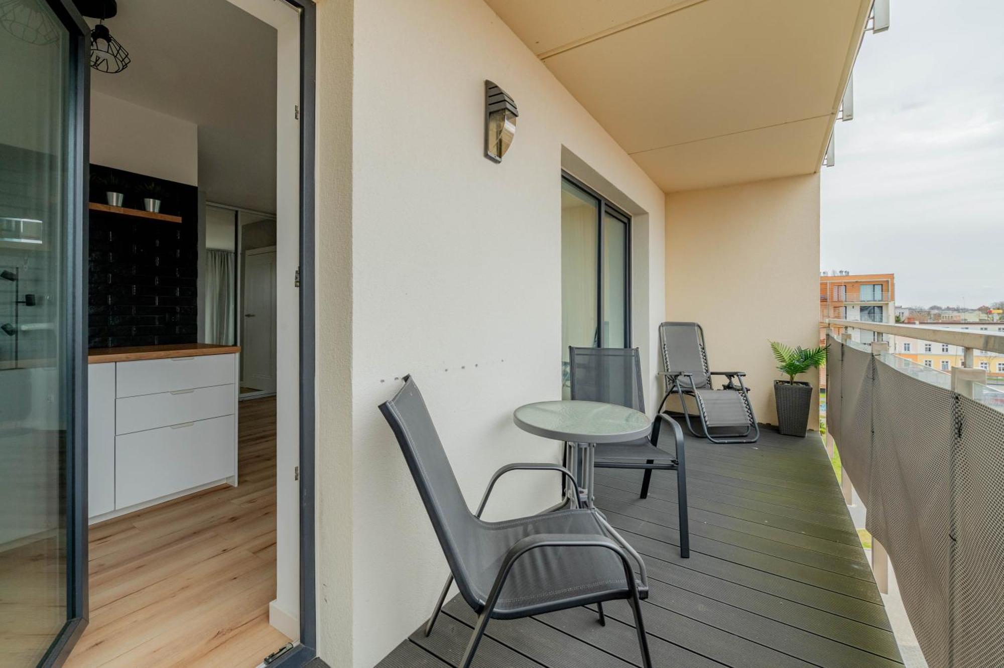 Horyzont Apartamenty - Navigator- Mozliwosc Wykupienia Sniadan!!! Kolobrzeg Ngoại thất bức ảnh